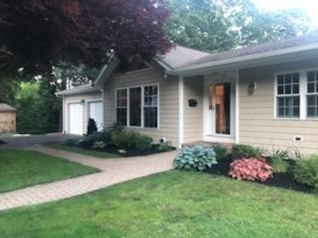 216 Vancouver Avenue, Warwick, RI 02886