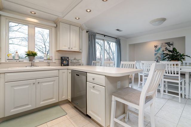 216 Vancouver Avenue, Warwick, RI 02886