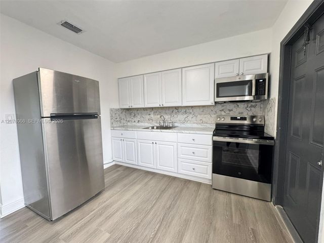 9355 SW 39th Street 9357, Miami, FL 33165