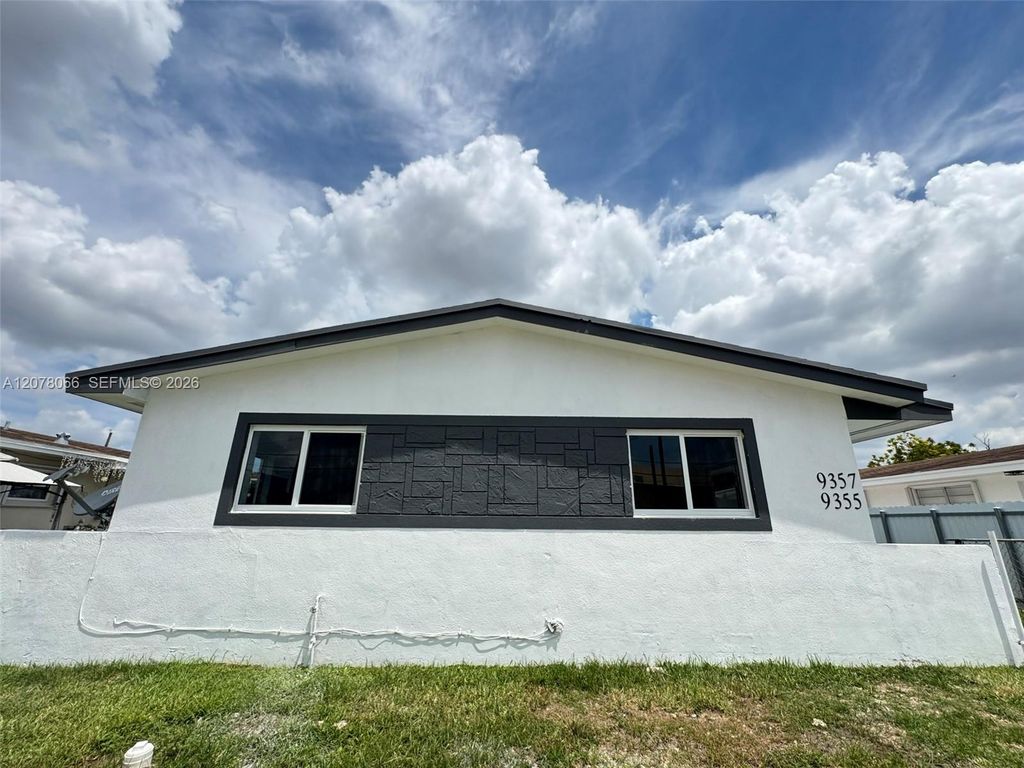 9355 SW 39th Street 9357, Miami, FL 33165