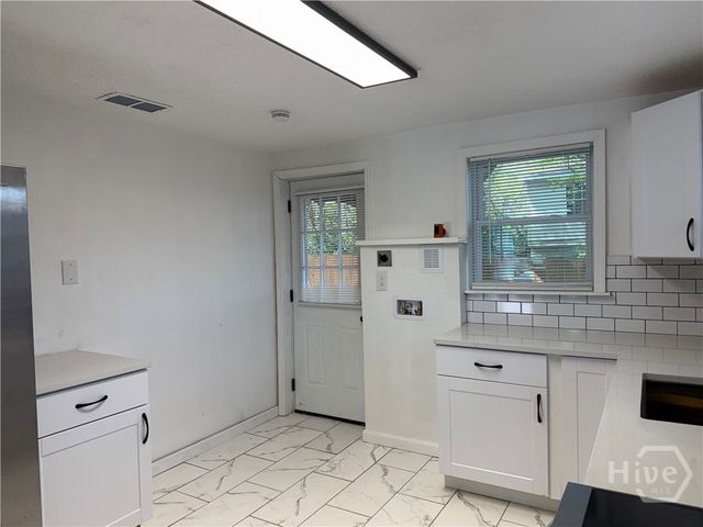 239 Jenks Street, Savannah, GA 31415