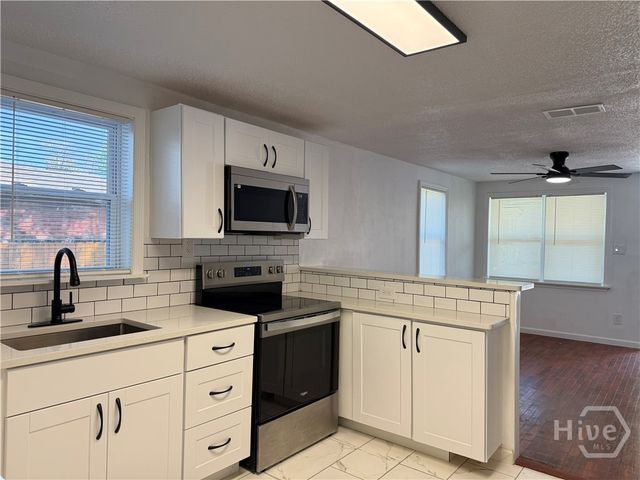 239 Jenks Street, Savannah, GA 31415