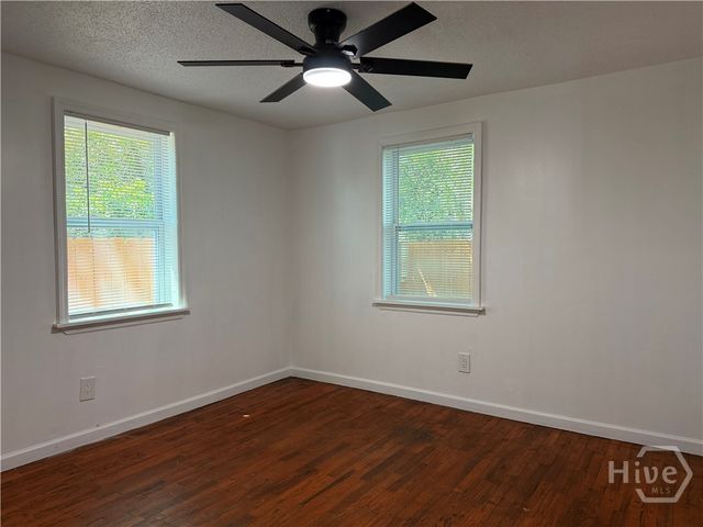 239 Jenks Street, Savannah, GA 31415