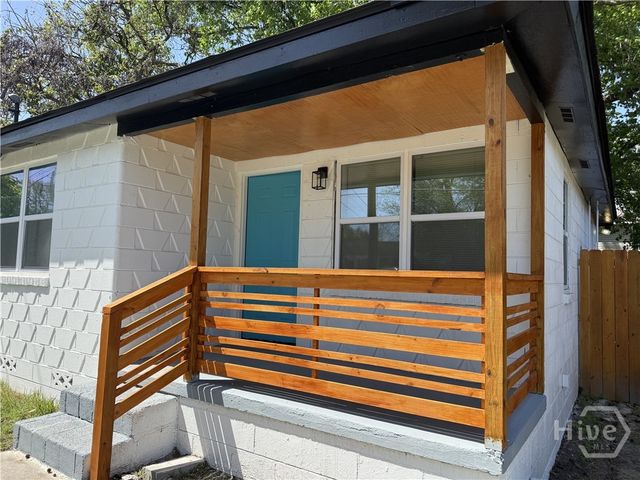 239 Jenks Street, Savannah, GA 31415