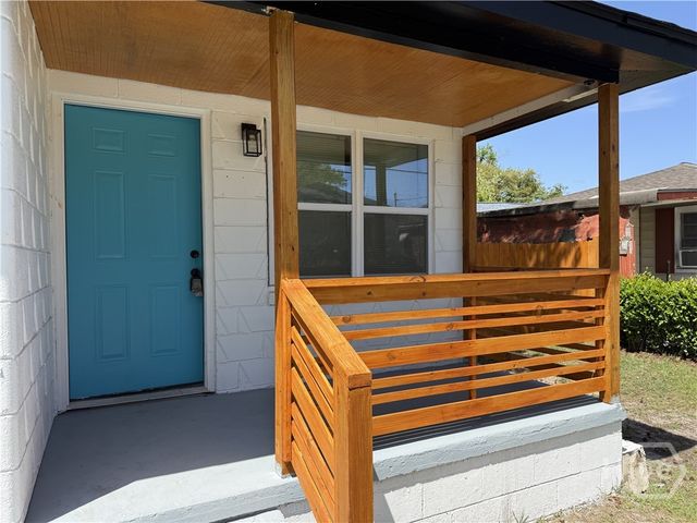 239 Jenks Street, Savannah, GA 31415