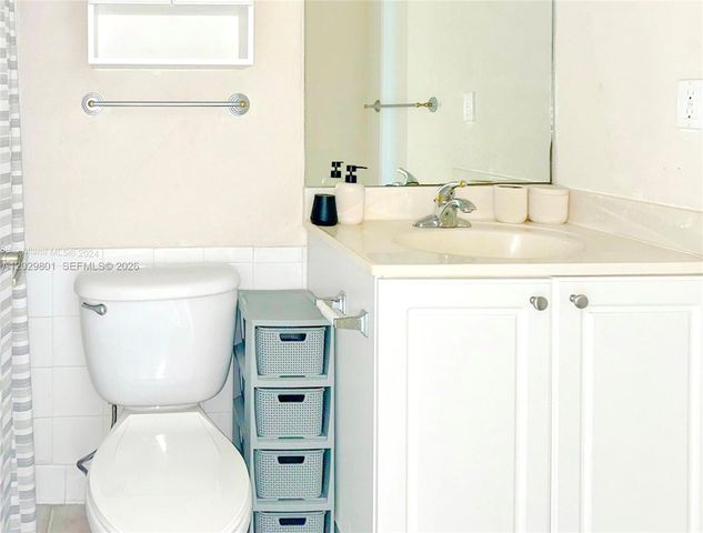 2501 S Ocean Dr 424, Hollywood, FL 33019