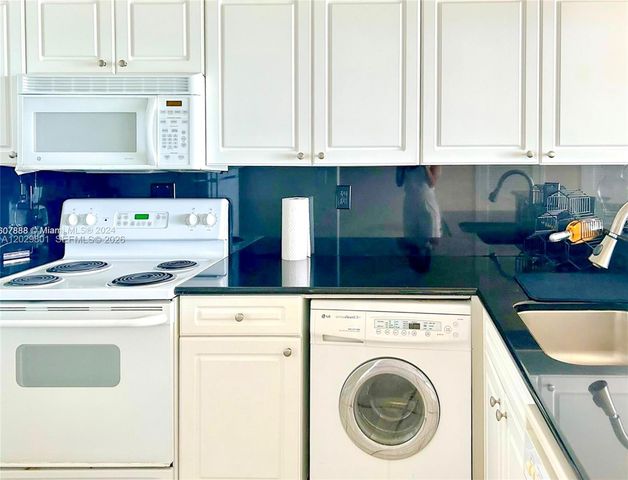 2501 S Ocean Dr 424, Hollywood, FL 33019