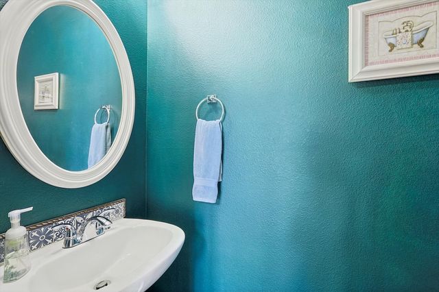 501 Maple Leaf Lane, Mckinney, TX 75071