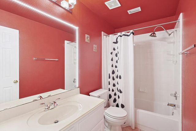 501 Maple Leaf Lane, Mckinney, TX 75071