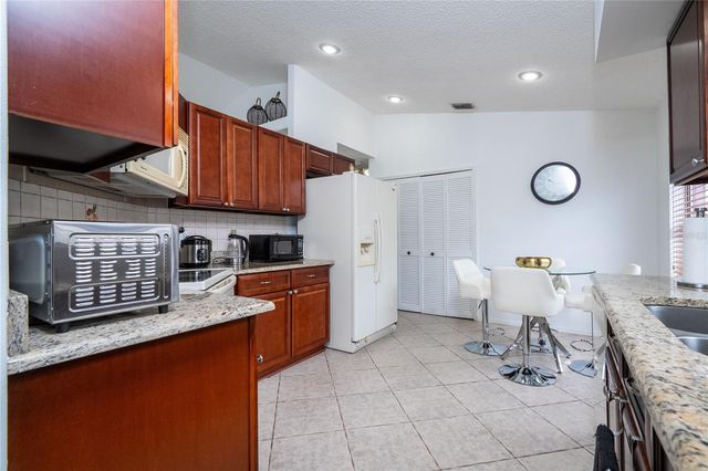 3219 BREWSTER DRIVE, Kissimmee, FL 34743