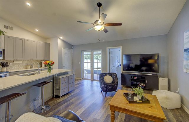 13222 PINE CREEK CIRCLE, Riverview, FL 33579