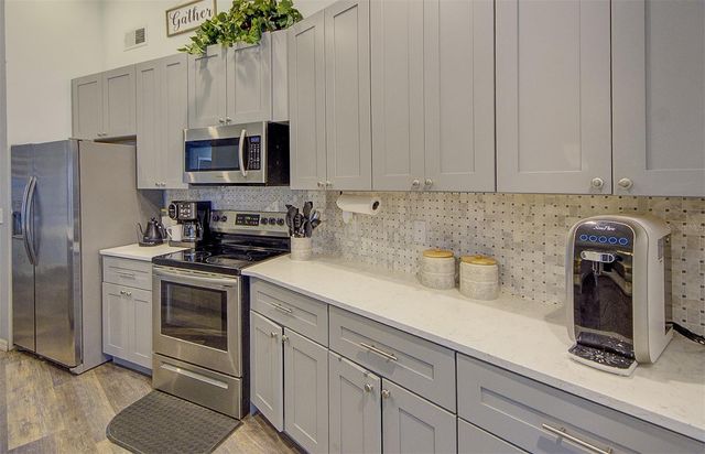 13222 PINE CREEK CIRCLE, Riverview, FL 33579