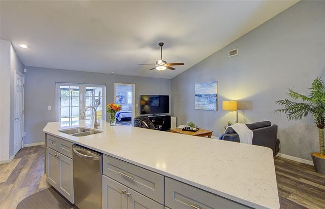 13222 PINE CREEK CIRCLE, Riverview, FL 33579