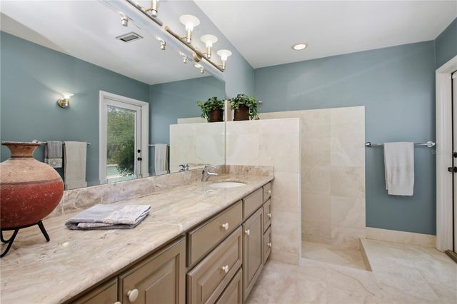 2019 SIESTA LANE, Orlando, FL 32804