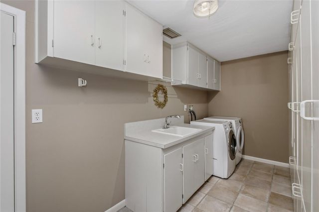 2019 SIESTA LANE, Orlando, FL 32804