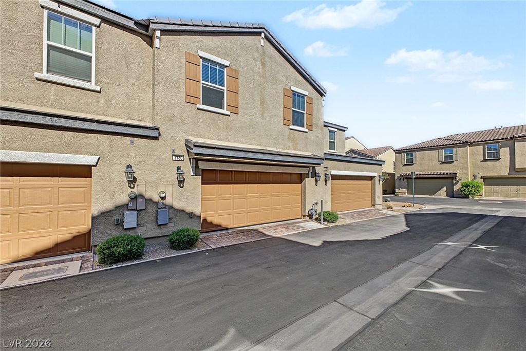 1180 Gypsum Hills Court, Henderson, NV 89002 — photo 2