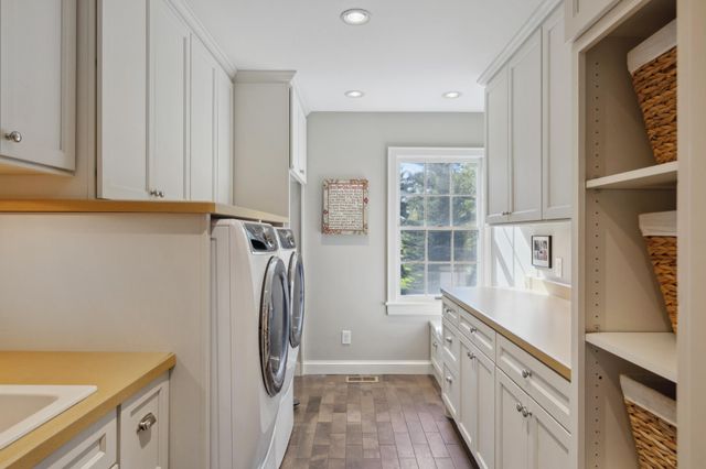 1924 Norway Pine Road, East Gull Lake, MN 56401