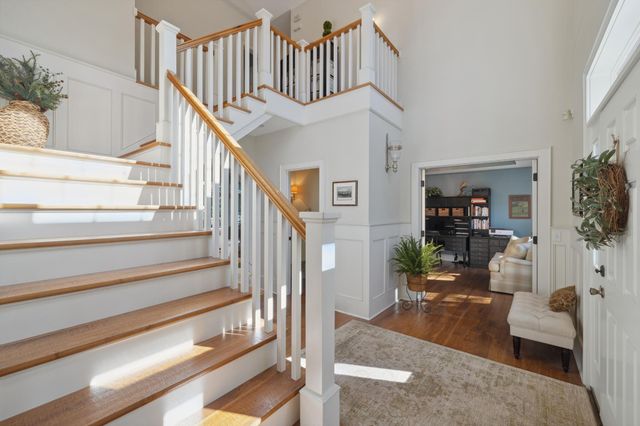 1924 Norway Pine Road, East Gull Lake, MN 56401