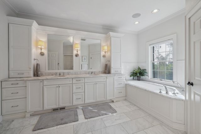 1924 Norway Pine Road, East Gull Lake, MN 56401