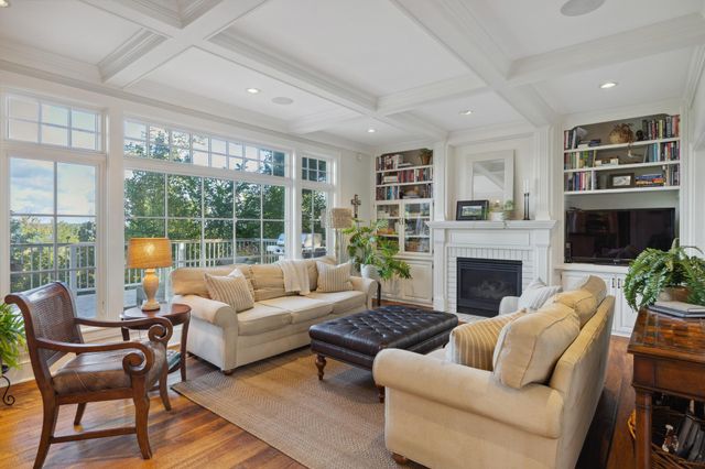 1924 Norway Pine Road, East Gull Lake, MN 56401