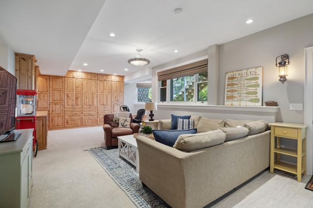 1924 Norway Pine Road, East Gull Lake, MN 56401