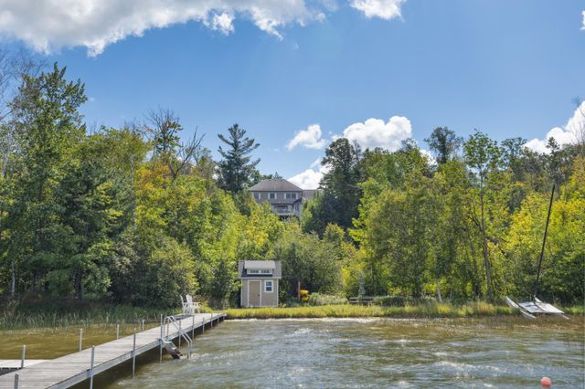 1924 Norway Pine Road, East Gull Lake, MN 56401
