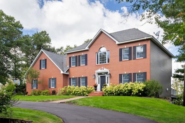 1924 Norway Pine Road, East Gull Lake, MN 56401