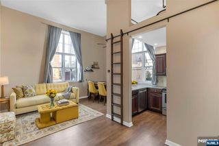 450 7th Street 1D, Hoboken, NJ 07030