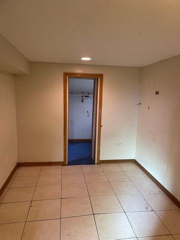 2512 W 45th Place, Chicago, IL 60632
