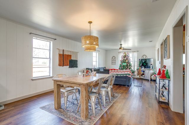 610 N Mesquite Street, Hico, TX 76457