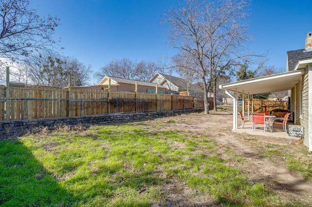 610 N Mesquite Street, Hico, TX 76457