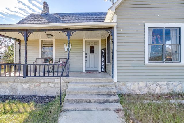 610 N Mesquite Street, Hico, TX 76457