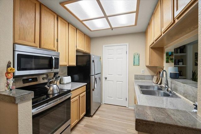 511 Dursey Drive, Pinole, CA 94564