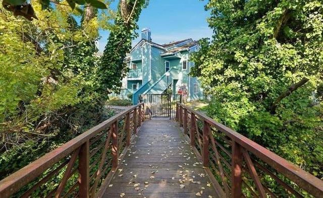 511 Dursey Drive, Pinole, CA 94564