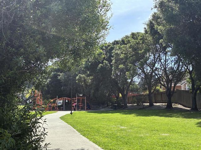 511 Dursey Drive, Pinole, CA 94564