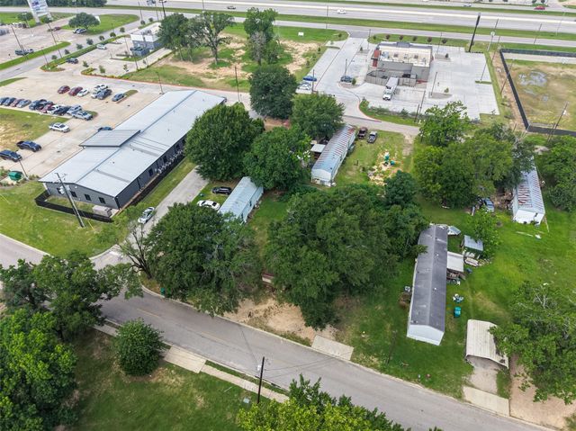 403 Young Street, Willis, TX 77378