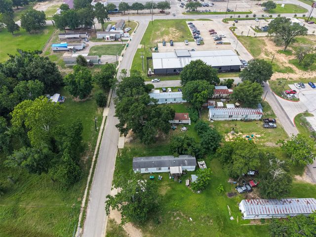 403 Young Street, Willis, TX 77378