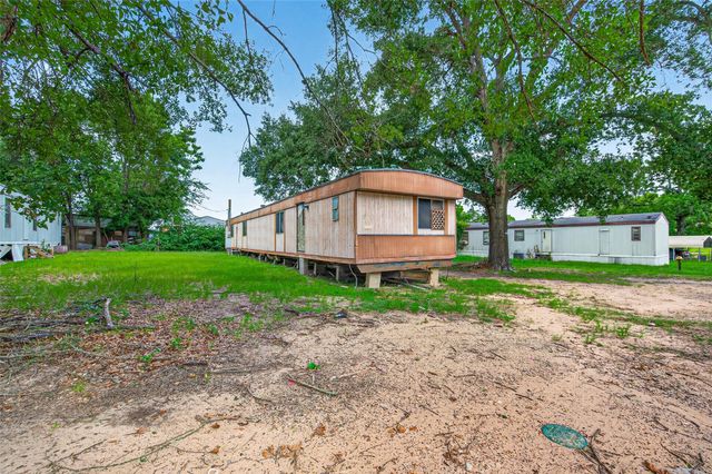 403 Young Street, Willis, TX 77378