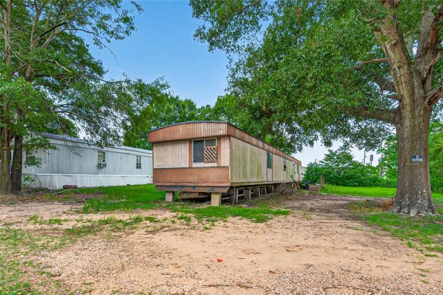 403 Young Street, Willis, TX 77378