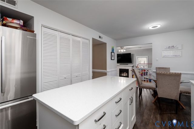 2305 Turtle Hill Ct, Chesterfield, VA 23112