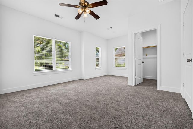 229 Blue Hill Drive, Montgomery, TX 77356