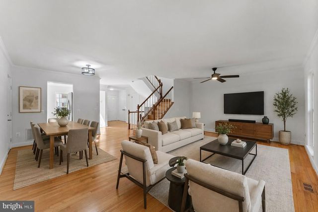 5926 POWELLS LANDING RD, Burke, VA 22015