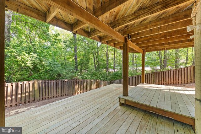 5926 POWELLS LANDING RD, Burke, VA 22015