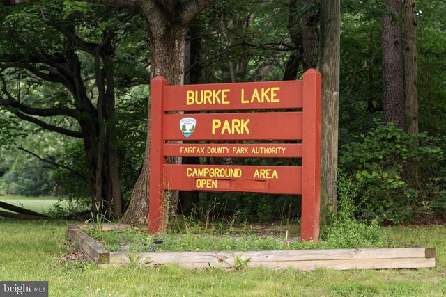 5926 POWELLS LANDING RD, Burke, VA 22015