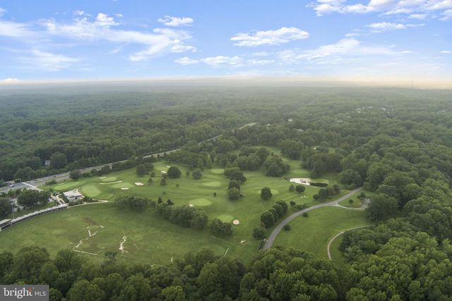 5926 POWELLS LANDING RD, Burke, VA 22015