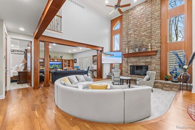 21480 Lujon Court, Northville, MI 48167