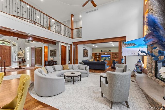 21480 Lujon Court, Northville, MI 48167