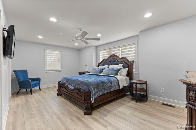 21480 Lujon Court, Northville, MI 48167