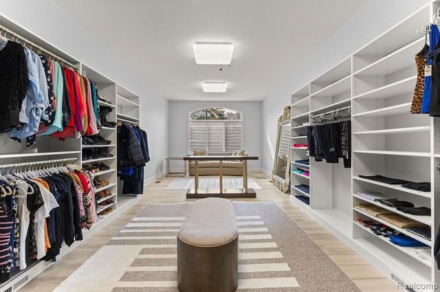 21480 Lujon Court, Northville, MI 48167