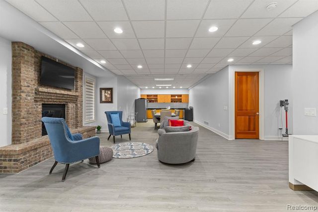 21480 Lujon Court, Northville, MI 48167